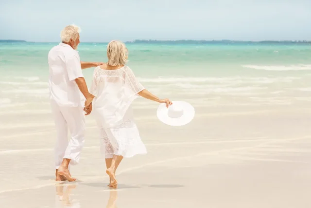 retire-abroad-beach-living-hero-yahoo