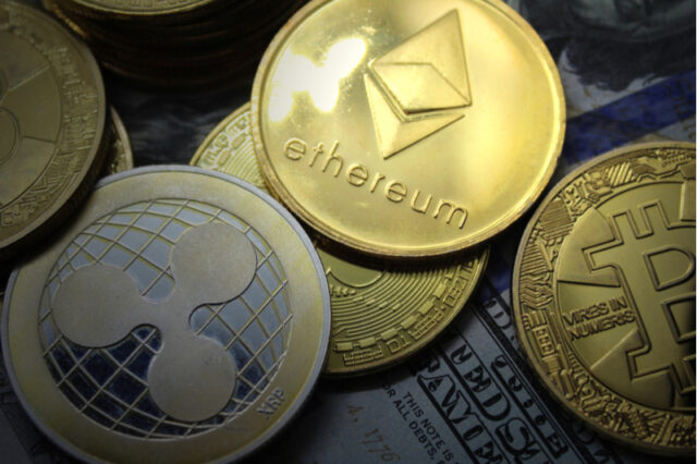 C77777ryptocurrencies_800x533_L_1556444885