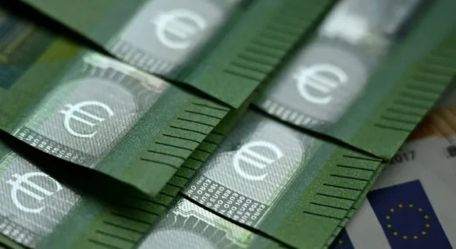 Макрон выступает за увеличение совместного заимствования в ЕС: возможен ли такой шаг?