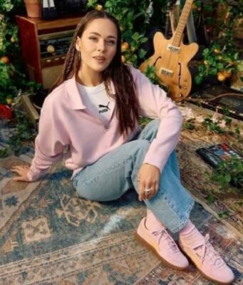 Yulia Sanina from The Hardkiss shares rare family photos with her son in Spain