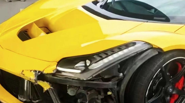 Ferrari LaFerrari повреждена в аварии в Китае