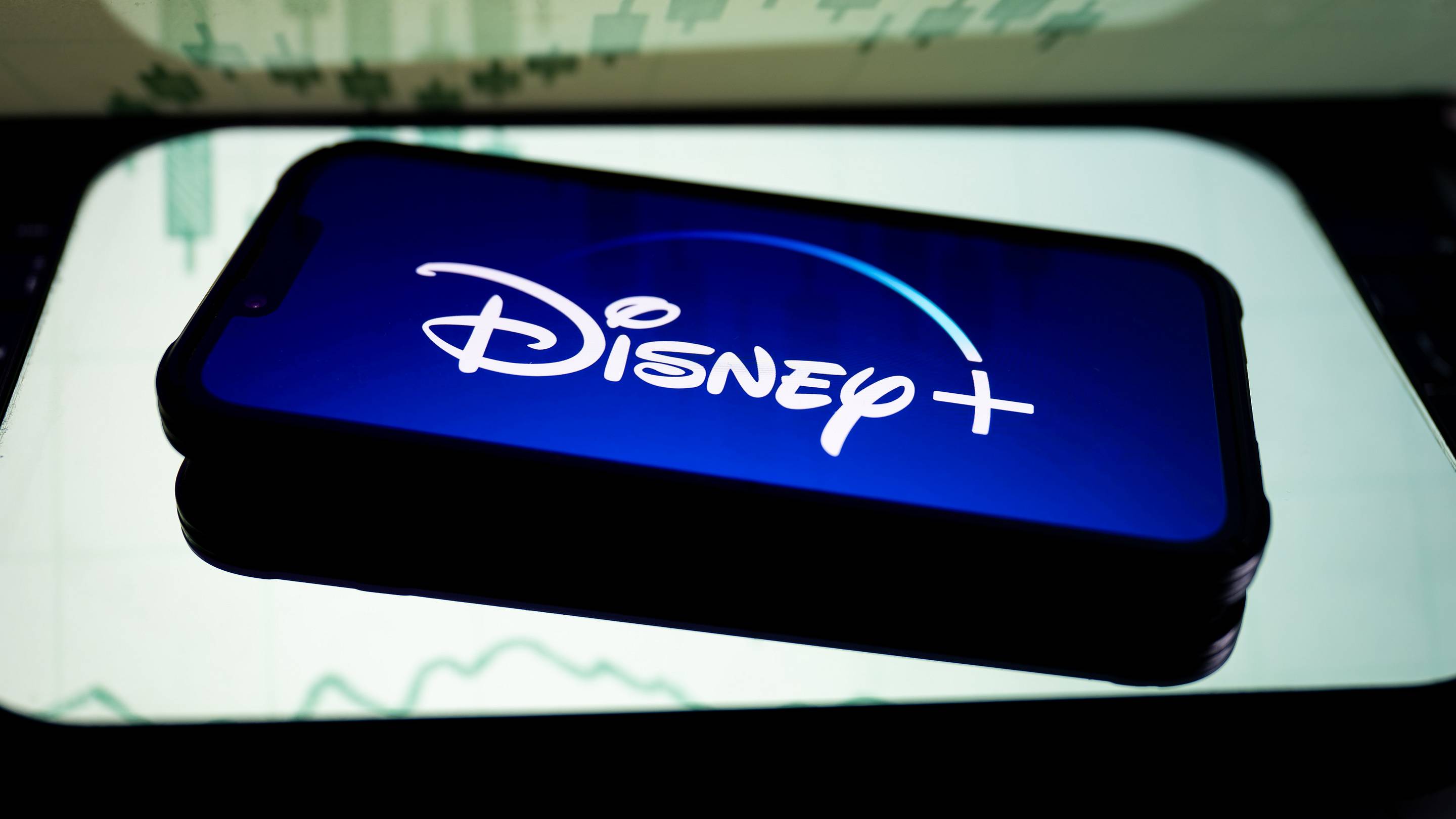 Disney+ отменил долгожданный лайв‑экшн‑ремейк мрачного анимационного сериала