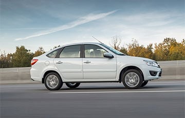 aux-head-1527258866-20180525_auto_360