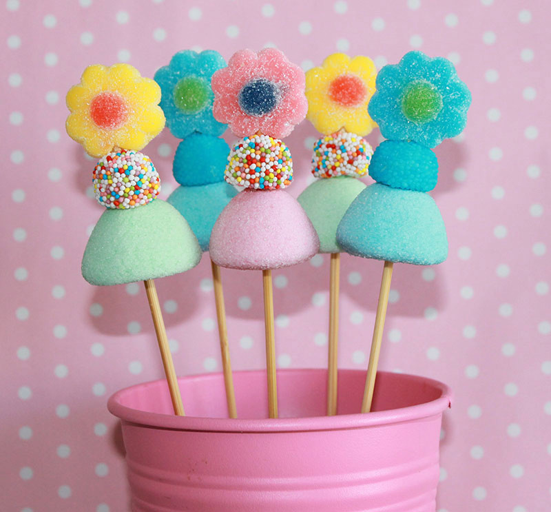 9 ricas y originales brochetas de chuches para fiestas infantiles