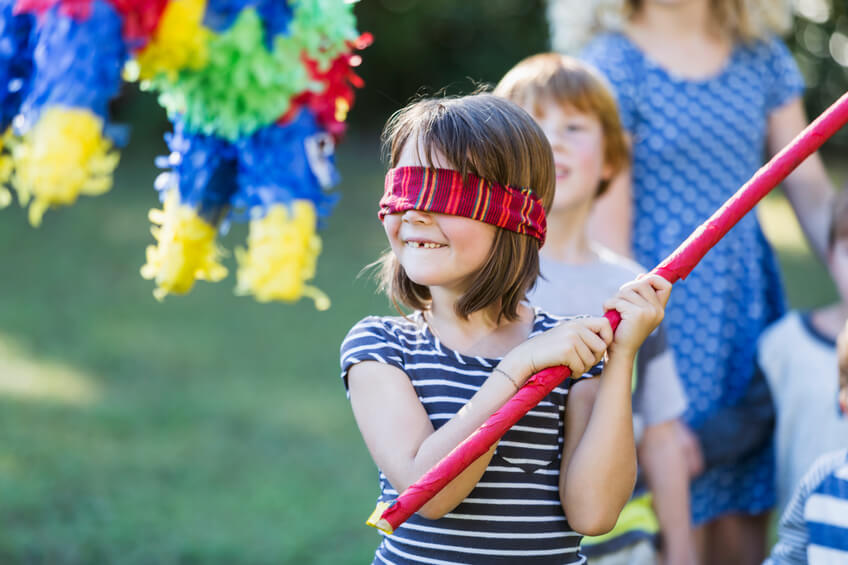 ¿Cómo hacer una piñata casera para la fiesta de tu peque?