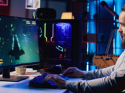 Десктоп или лэптоп: какое устройство реально экономит вложения