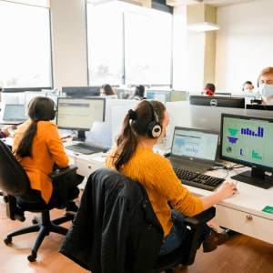 Lean Solutions Group покупает SupportZebra и расширяет аутсорсинг с поддержкой ИИ