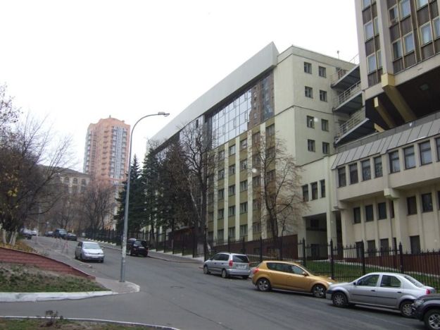 KNLU005