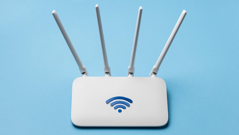 Корпоративный Wi-Fi: почему домашний роутер перестаёт работать при росте команды
