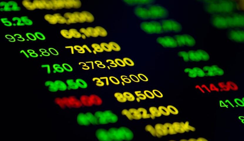 Акции Accenture упали на 34% в этом году — выгодная покупка или тревожный сигнал?