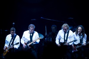 "Eagles". Фото
