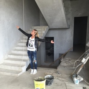 dom-2-olga-buzova-zanyalas-remontom-v-novom-zagorodnom-dome_1