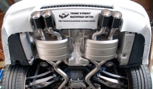 Тюнинг-выхлопной-системы-БМВ-и-установка-прямоточного-выхлопа-Akrapovic