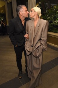 20181610-gaga-2-e1539765856753