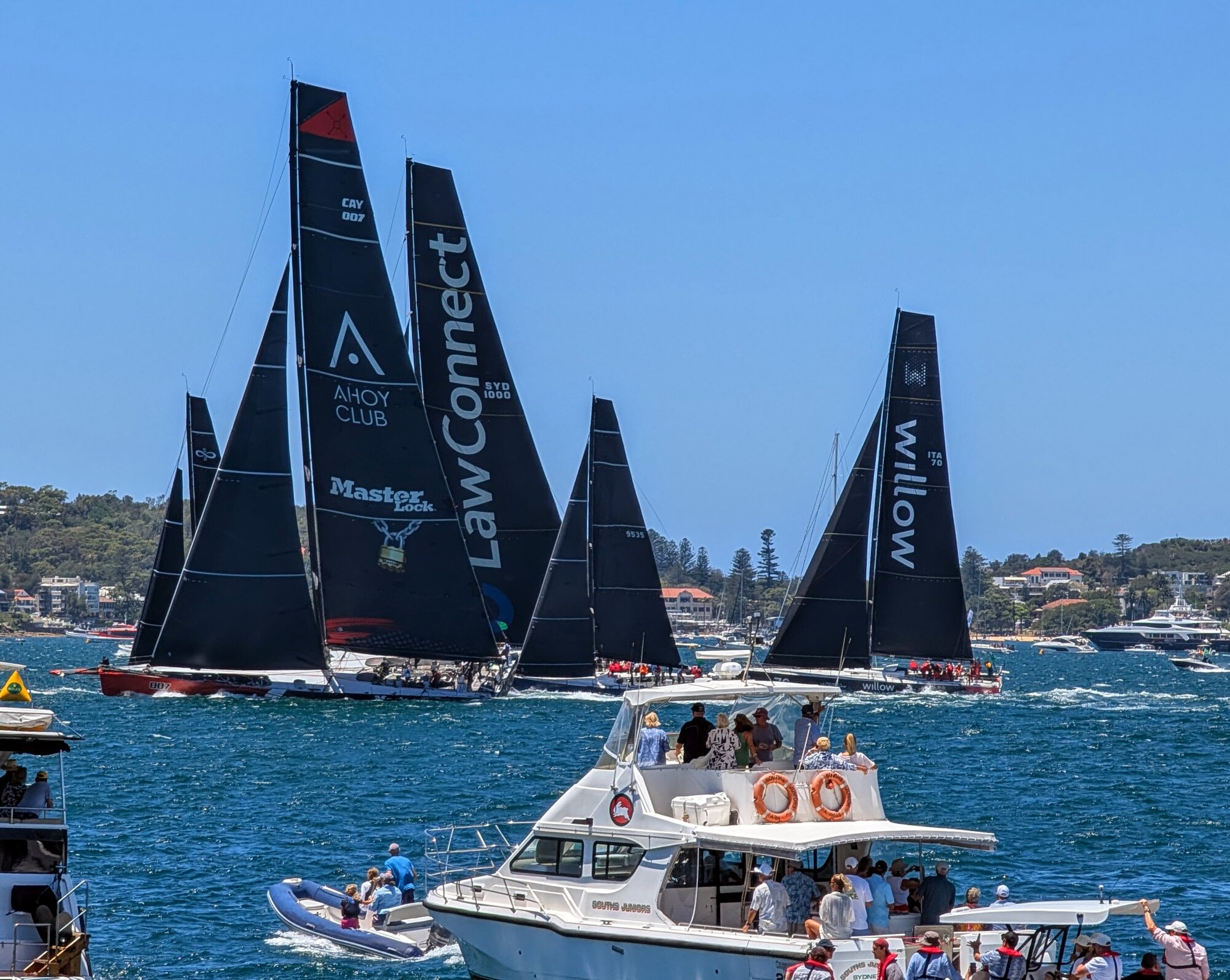 Sydney Hobart 2024 yachts near the starting gun