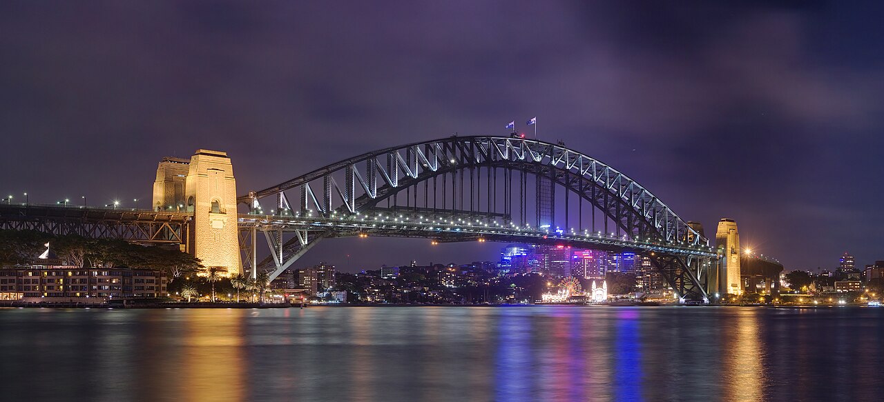 Sydney Harbour Bridge at night