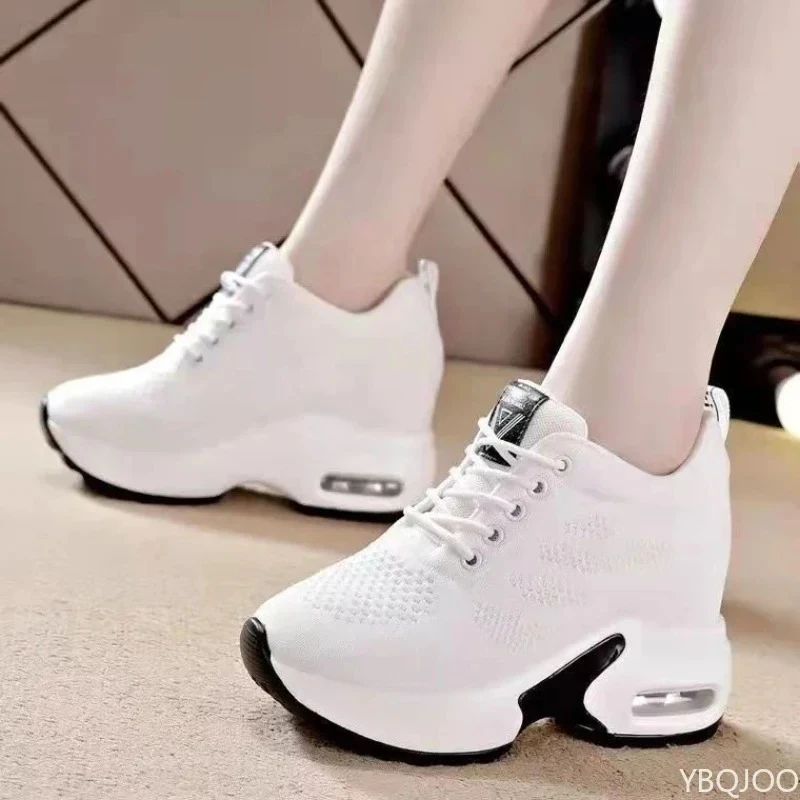Summer Fashionable White Sports Shoes Casual Breathable Mesh Thick Soled Sports 