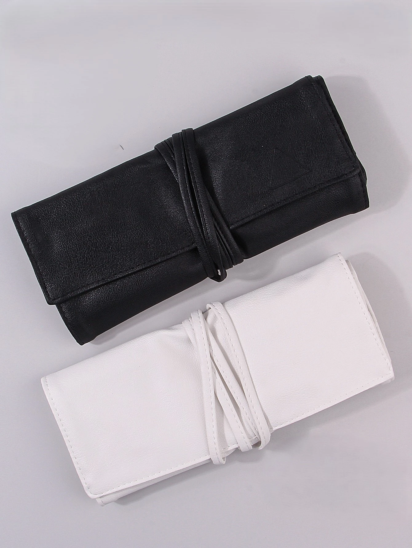 Large capacity PU leather waterproof black makeup brush bag, portable storage travel makeup brush bag, can hold 12-20 brush