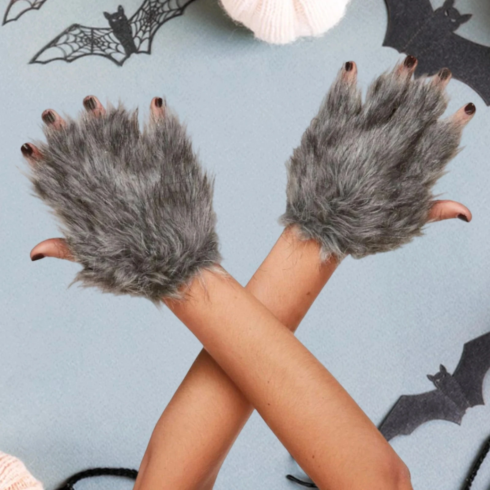 Halloween Plush Wolf Claw Gloves Grey Hairy Werewolf Paw Costume Mitten for Kids and Adults
