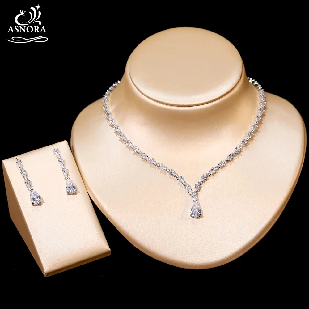 Dazzling Cubic Zirconia Wedding Necklace Water Drop Earrings 2 Piece Set Women's Clothing Party Jewelry Set Accessories