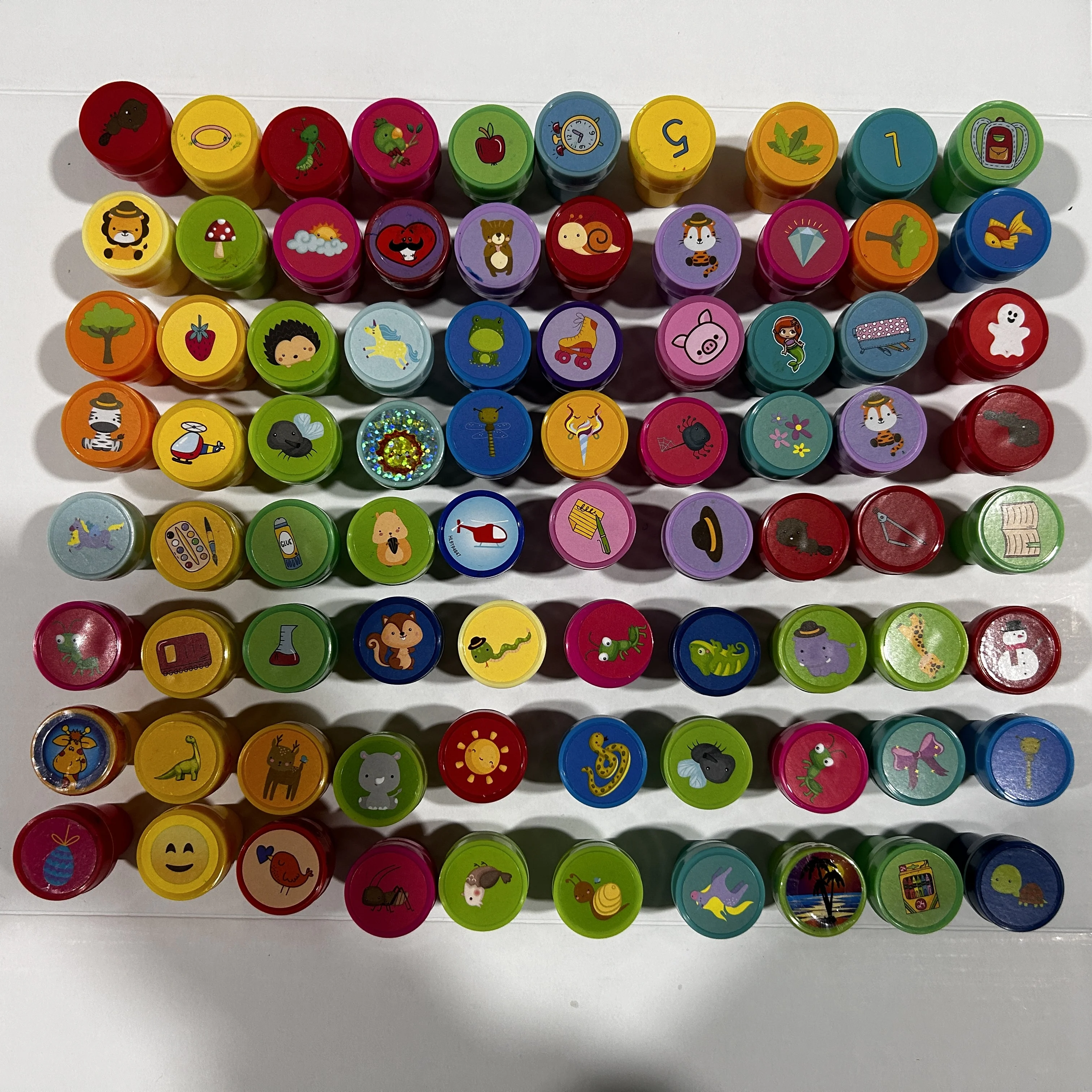 20pcs Assorted Stamps for Kids Self-ink Stamps Children Toy anima Smiley Face Se