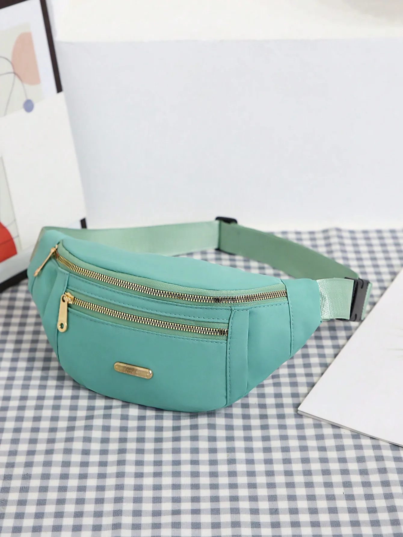 Crossbody Fanny Pack for Women,Large Waist Bag & Hip Bum Bag with Adjustable Str