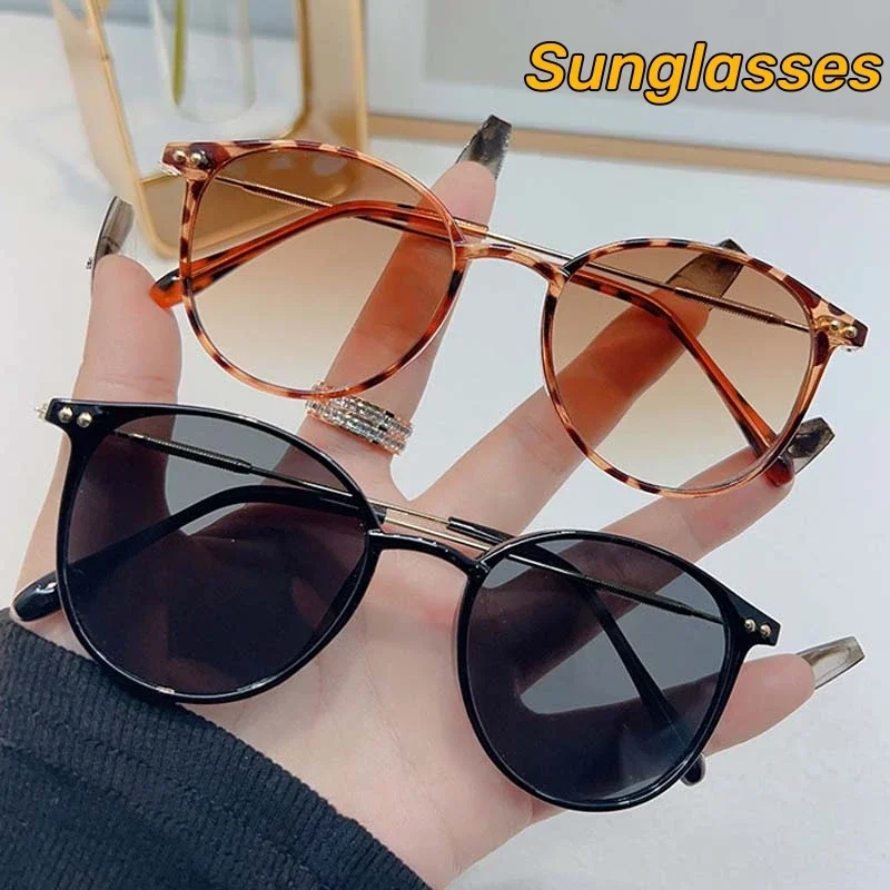 2024 New Korean Fashion Trend Women Sunglasses Men Unisex Outdoor Sunshade Glass