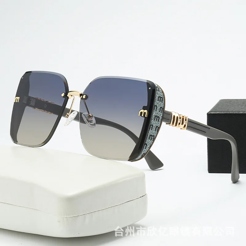 2024 New Square Sunglasses Women Fashion Letter Outdoor Shades Eyewear Trendy Br