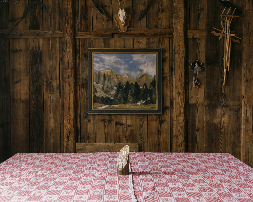 Alice Zorzin All Begins With The Rain Of Needles 1 2