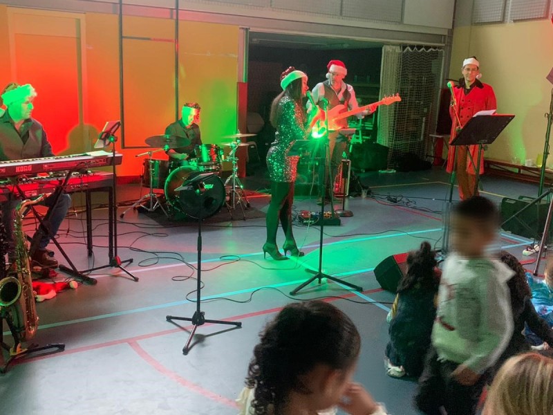 Kerstband + Verteller