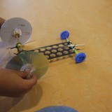 Elastiekwagentjes uitvinden, techniek, onderzoekend en ontwerpend leren