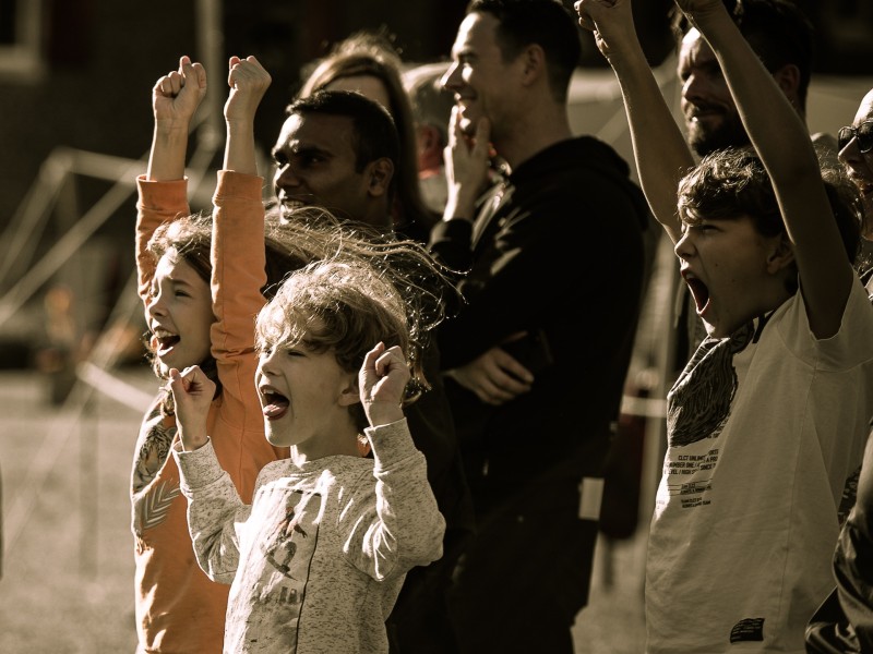 Juichende kinderen 1