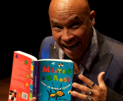 4 - Foto Mister Anansi leert de wereld lachen