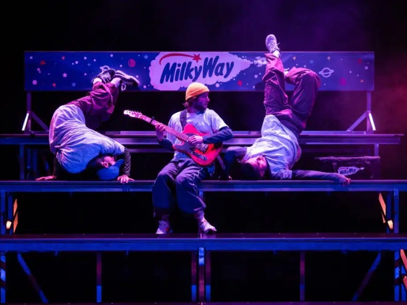 6_HR_Milky-Way_Maas-theater-en-dans_Bart-Grietens-1024x681.jpg
