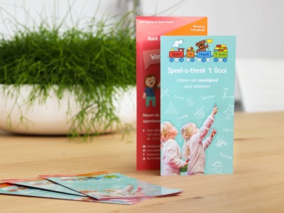 Speel-o-theek flyer ontworpen door Websteen