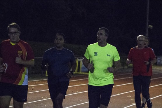 Tijdens de hardloop clinic bij de atletiek vereniging AV Zuidwal.