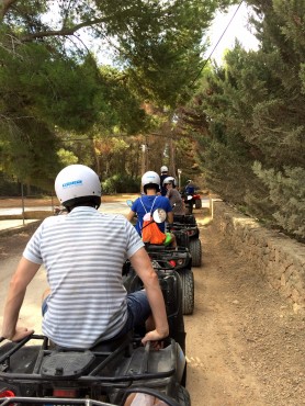 Medewerkers van Websteen tijdens hun trip naar Ibiza.
