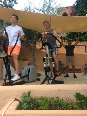 Medewerkers van Websteen tijdens hun trip naar Ibiza.