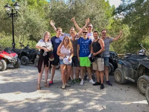 Medewerkers van Websteen tijdens hun trip naar Ibiza.
