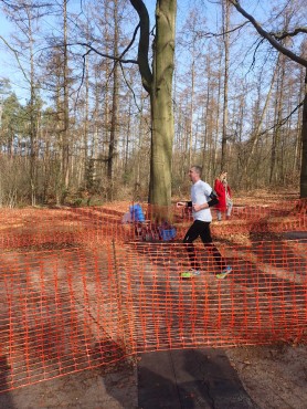 Medewerkers van Websteen tijdens het hardlopen.
