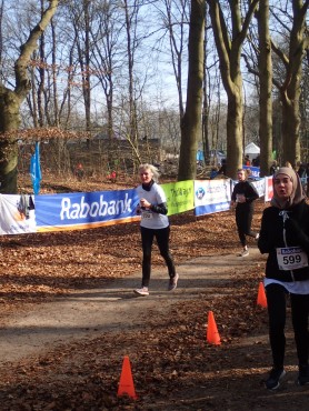 Medewerkers van Websteen tijdens het hardlopen.