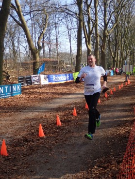 Medewerkers van Websteen tijdens het hardlopen.