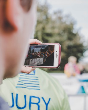 Websteen in actie tijdens de Wolfskamerloop 2019.