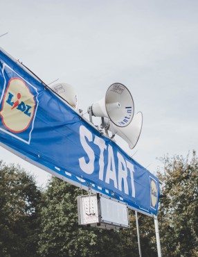 Websteen in actie tijdens de Wolfskamerloop 2019.