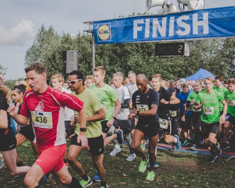 Websteen in actie tijdens de Wolfskamerloop 2019.