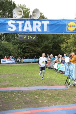 Websteen in actie tijdens de Wolfskamerloop 2019.