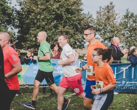 Websteen in actie tijdens de Wolfskamerloop 2019.