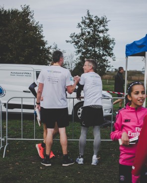Websteen in actie tijdens de Wolfskamerloop 2019.