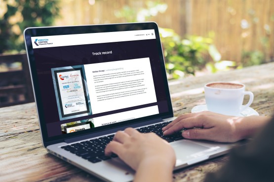 Website van Kreston Lentink Corporate Finance op een laptop.