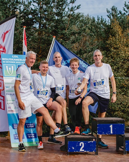 Websteen 2e plaats bedrijfsloop Wolfskamerloop 2022